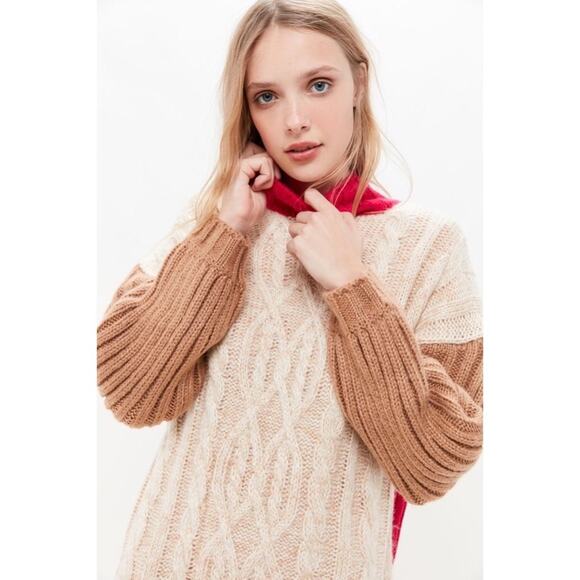 Moon River Cable Knit Sweater Dress - Picture 2 of 11